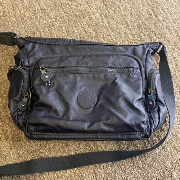 Kipling | Bags | Kipling Live Light Bag | Poshmark display picture 2